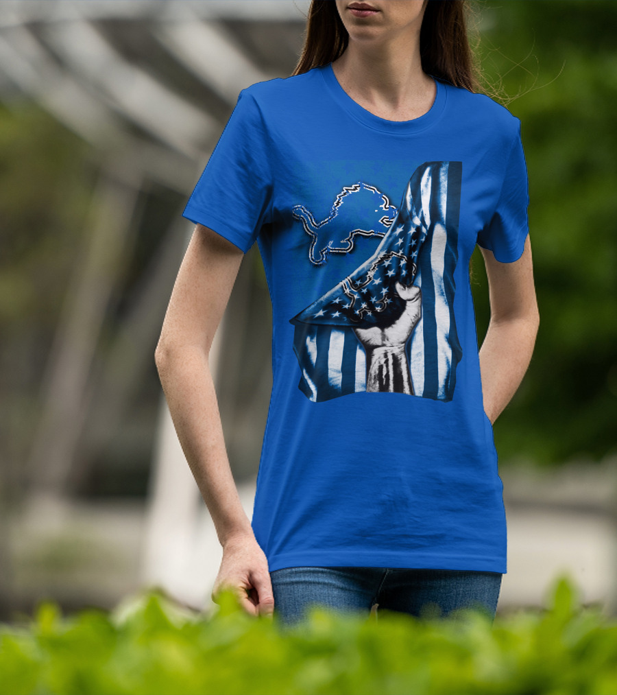 Flag V1 Detroit Lions Blue And White Stars And Stripes Fist T-Shirt