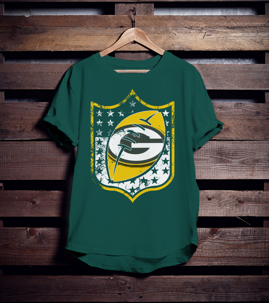 Green Bay Packers 33 Vintage Shield Football T-Shirt