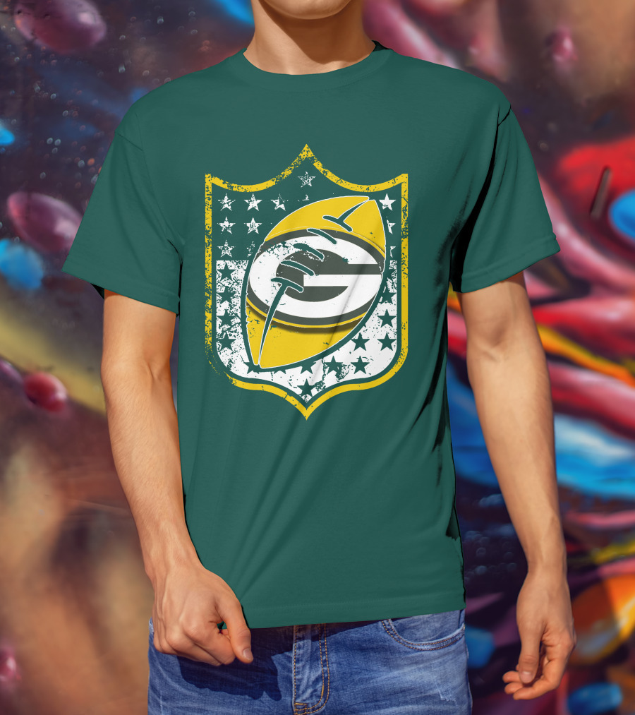Green Bay Packers 33 Vintage Shield Football T-Shirt