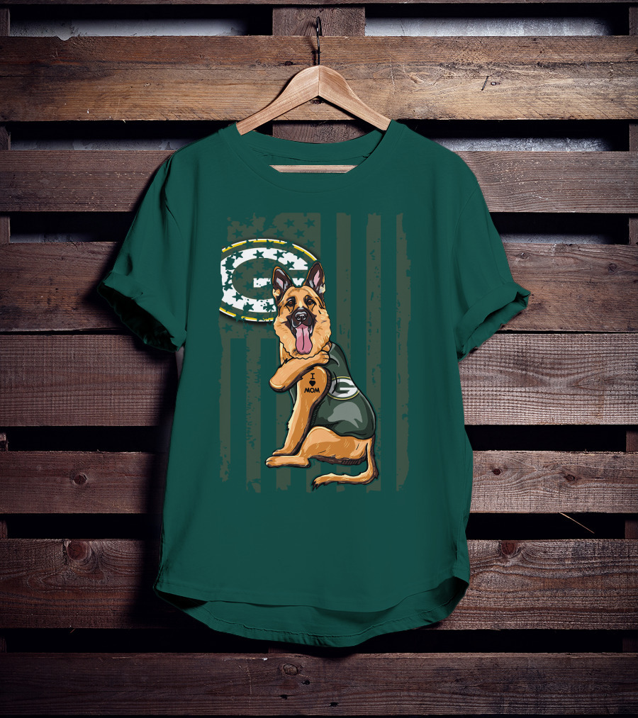German Shepherd I Love Mom Green Bay Packers Fan T-Shirt
