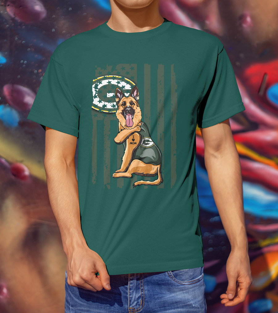 German Shepherd I Love Mom Green Bay Packers Fan T-Shirt