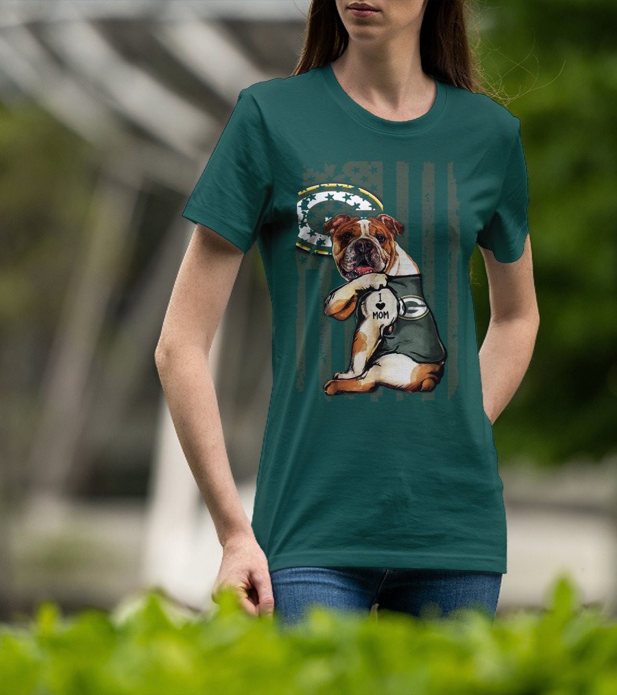 Green Bay Packers Bulldog I Love Mom Fan T-Shirt