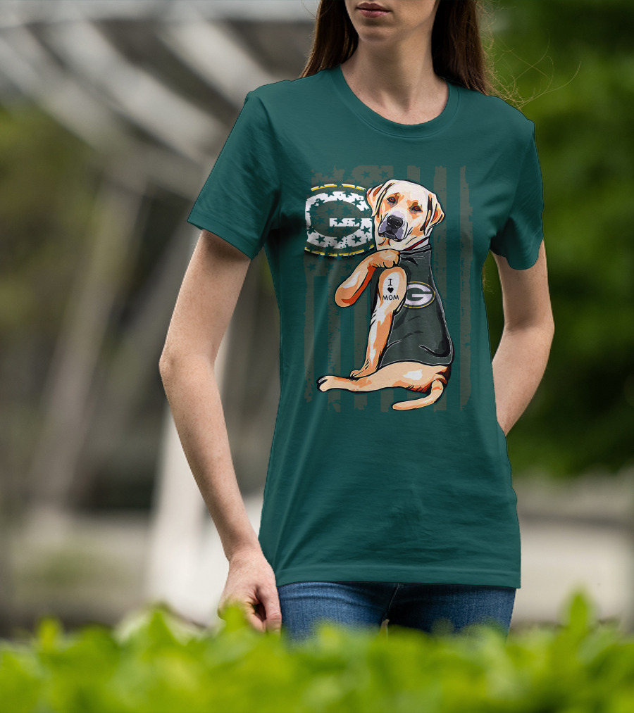 Labrador Retriever I Love Mom Green Bay Packers Fan Stars T-Shirt