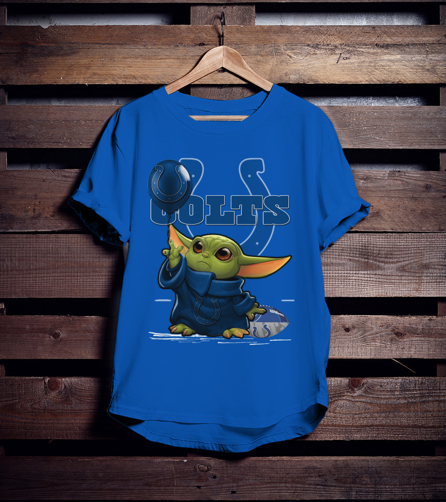 Colts Yoda Holding Horseshoe Balloon And Football T-Shirt