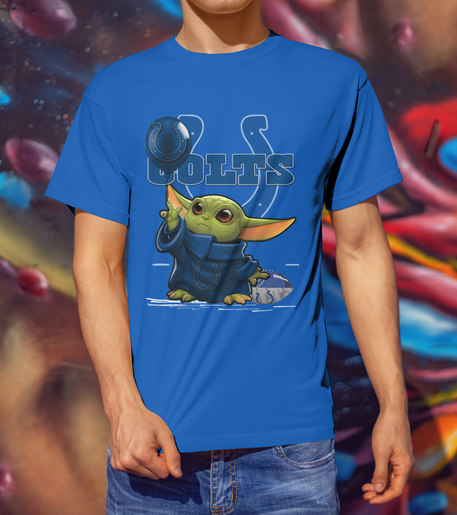 Colts Yoda Holding Horseshoe Balloon And Football T-Shirt