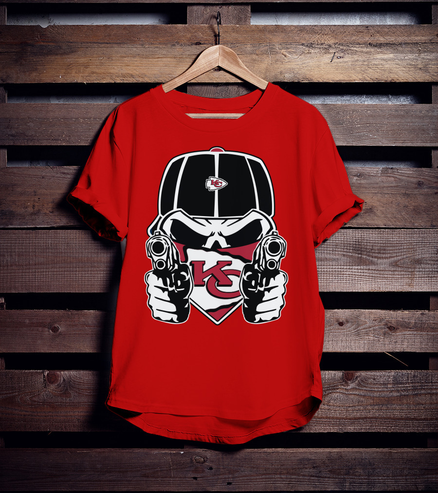 Kansas City Chiefs Bold Skull Logo Showdown T-Shirt