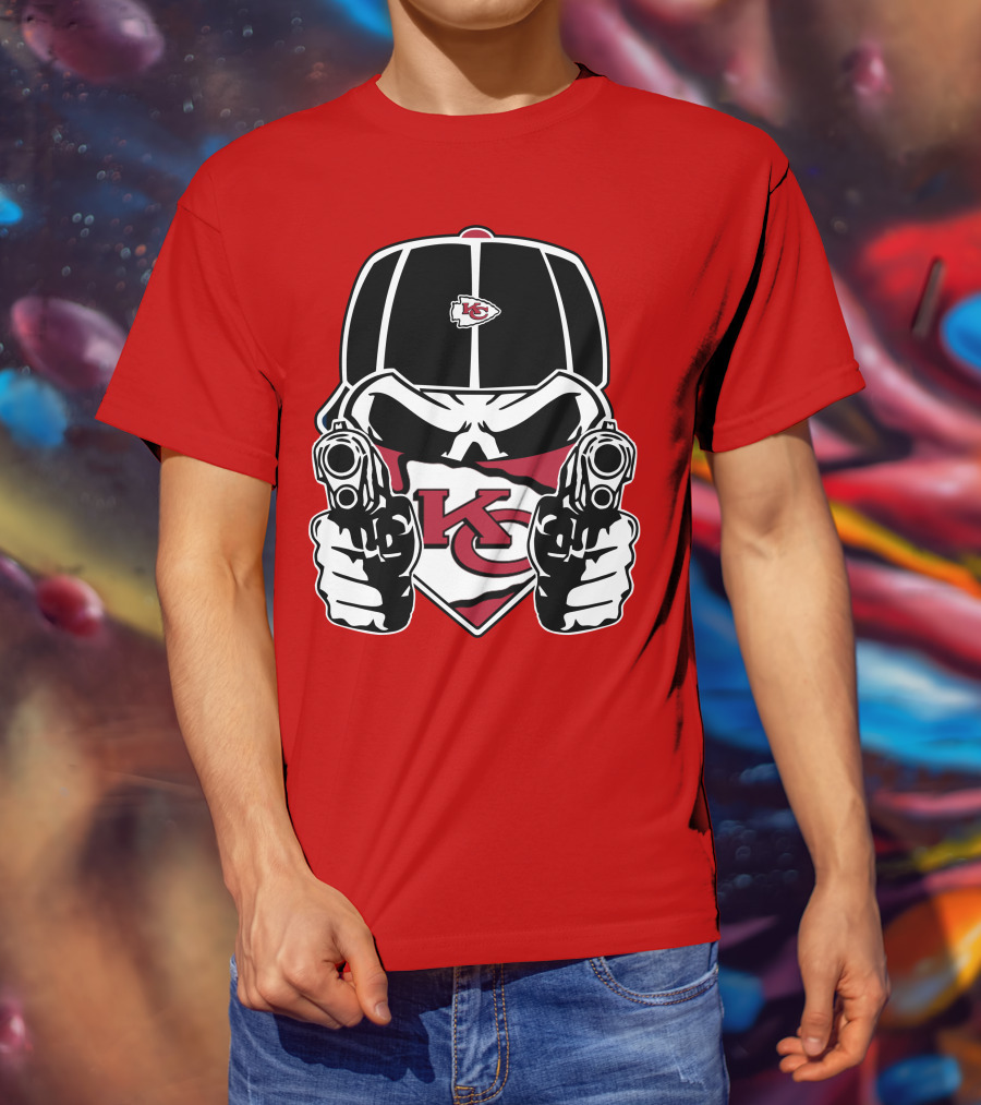 Kansas City Chiefs Bold Skull Logo Showdown T-Shirt