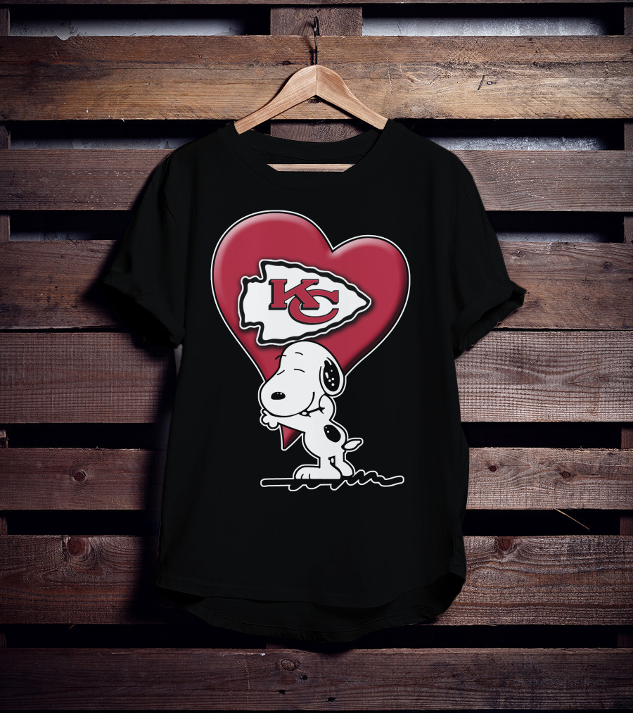 Snoopy Kansas City Chiefs Heart T-Shirt