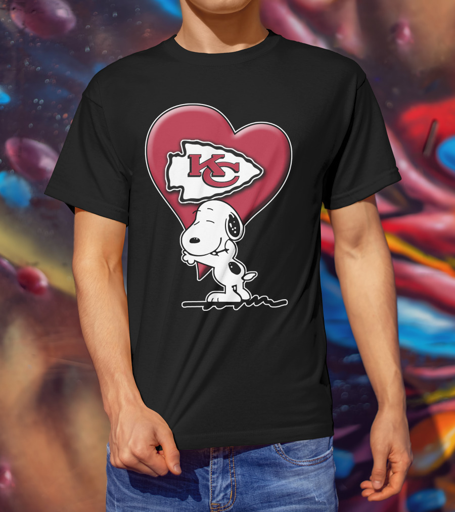 Snoopy Kansas City Chiefs Heart T-Shirt