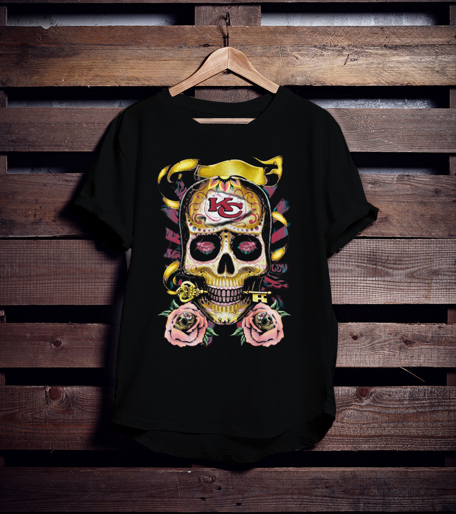 Kansas City Chiefs 79 Skull Key Roses T-Shirt