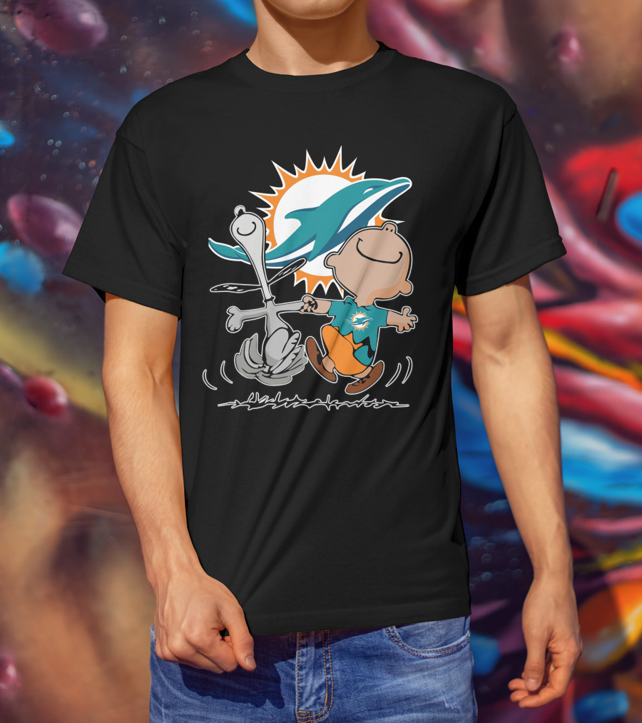 Miami Dolphins 44 Peanuts Characters Dancing T-Shirt