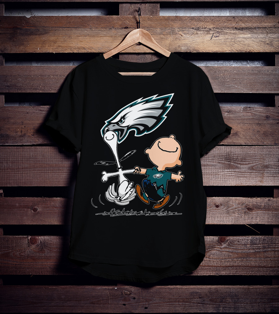 Snoopy And Philadelphia Eagles Logo Dance T-Shirt