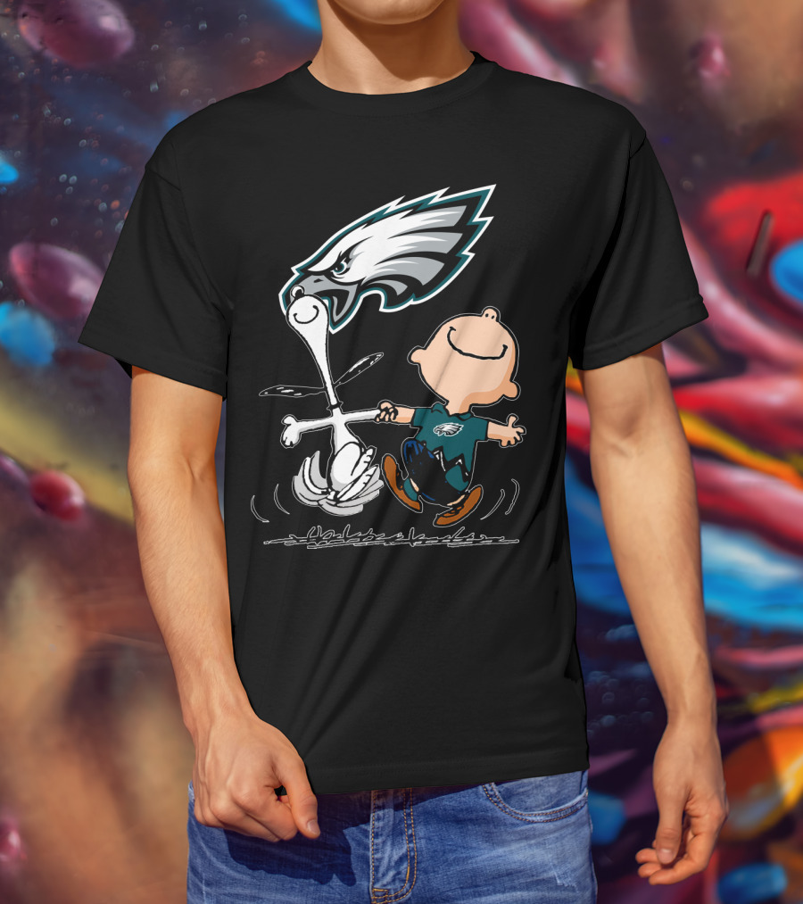 Snoopy And Philadelphia Eagles Logo Dance T-Shirt