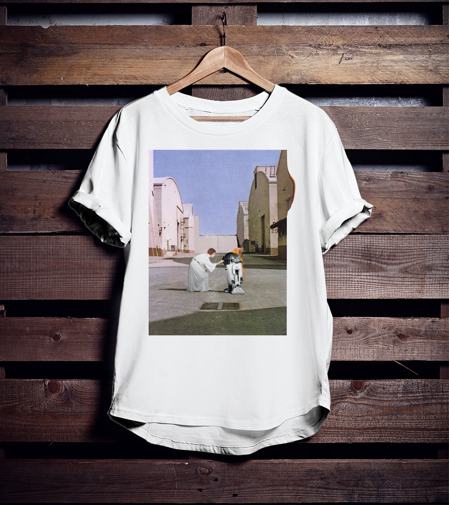 Wish You Were Leia With Princess And Droid In Iconic Courtyard Scene T-Shirt