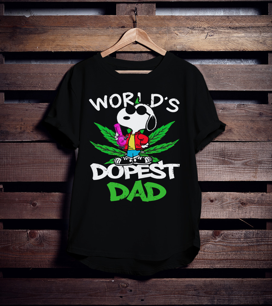 World's Dopest Dad Snoopy With Cannabis Leaf And Bong T-Shirt