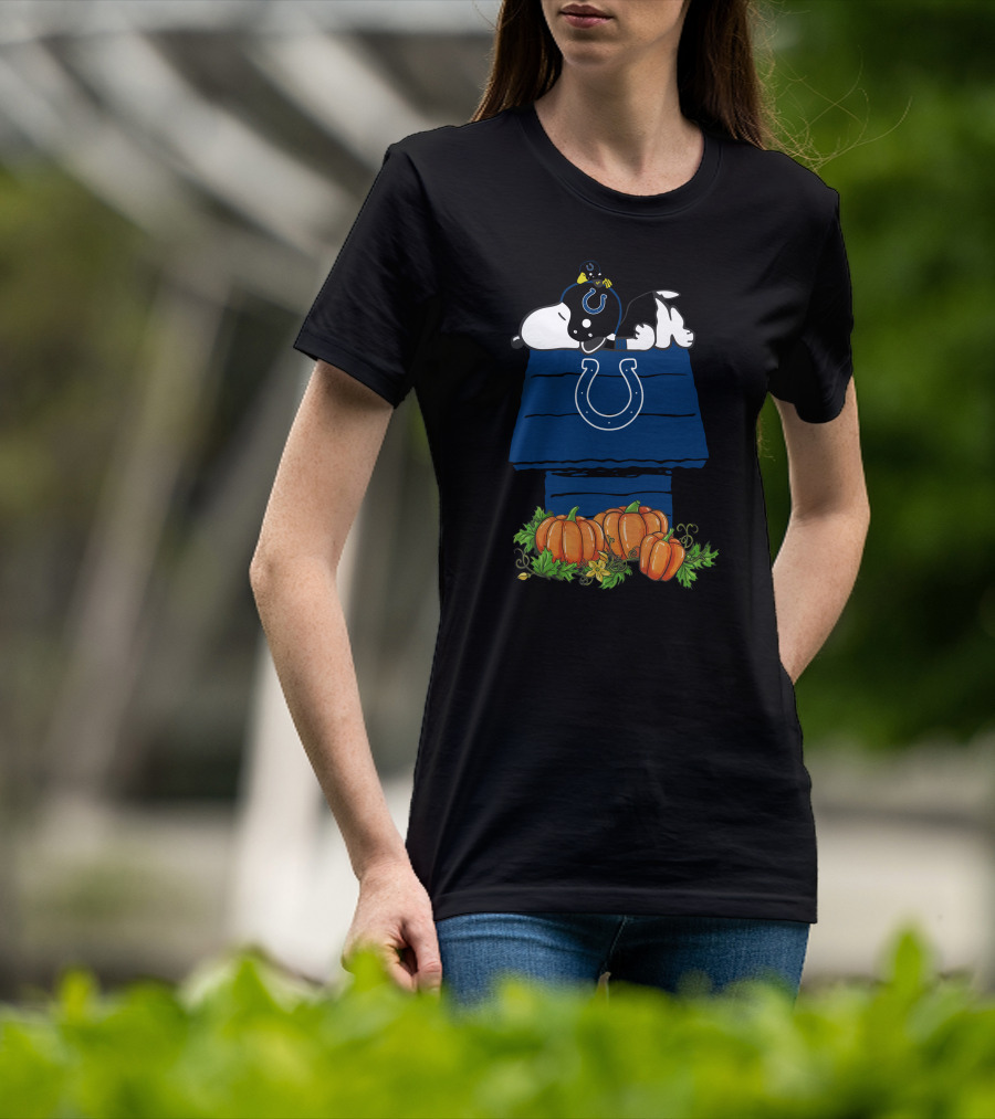 Indianapolis Colts Snoopy Doghouse Pumpkin Patch T-Shirt
