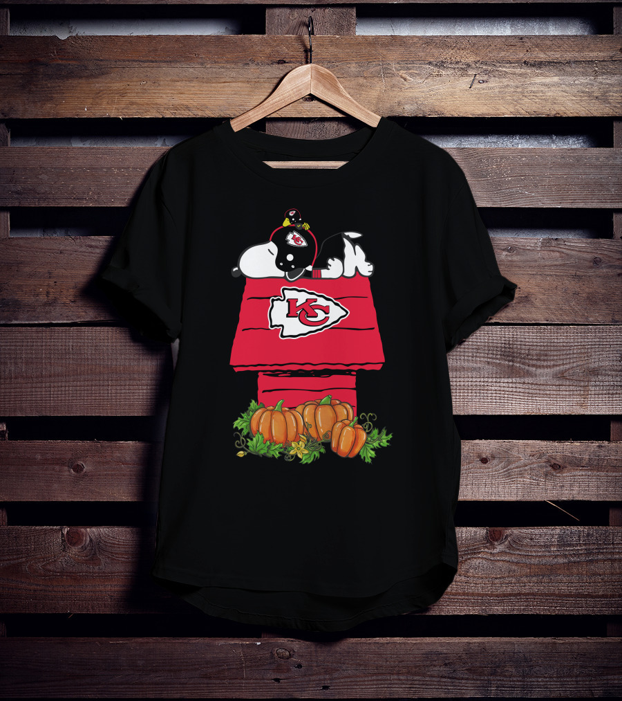 Kansas City Chiefs Snoopy Pumpkin Halloween T-Shirt