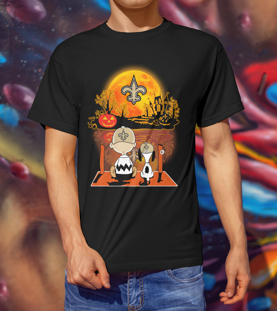 New Orleans Saints Halloween Snoopy Charlie Brown Pumpkin Scene T-Shirt