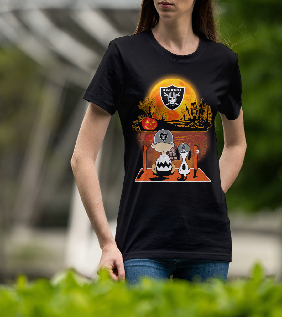 Raiders Halloween Snoopy Charlie Brown Pumpkin Moon T-Shirt
