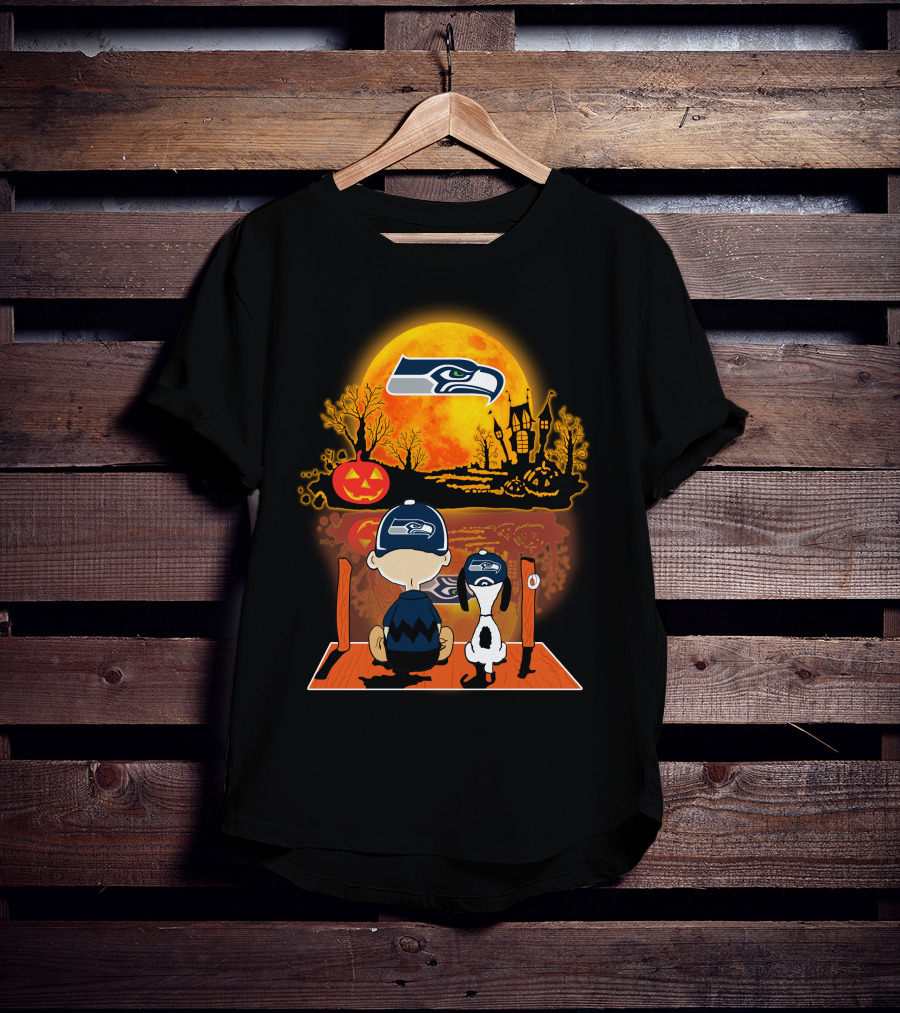 Seattle Seahawks Snoopy Charlie Brown Pumpkin Halloween Night Moon T-Shirt