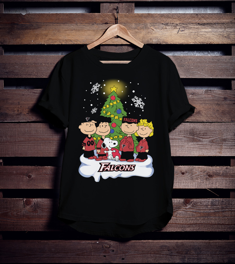 Snoopy Atlanta Falcons Christmas Peanuts Characters Snowflakes Tree T-Shirt