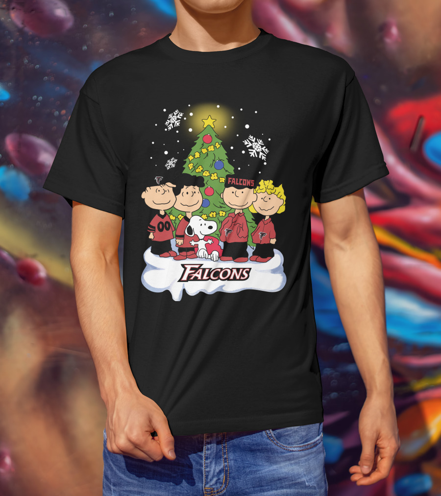 Snoopy Atlanta Falcons Christmas Peanuts Characters Snowflakes Tree T-Shirt