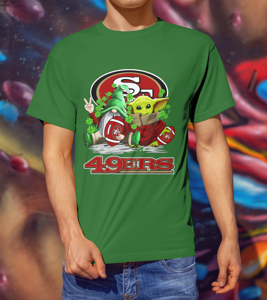San Francisco 49ers Football St. Patrick's Day Gnome And Baby Yoda 49ers T-Shirt