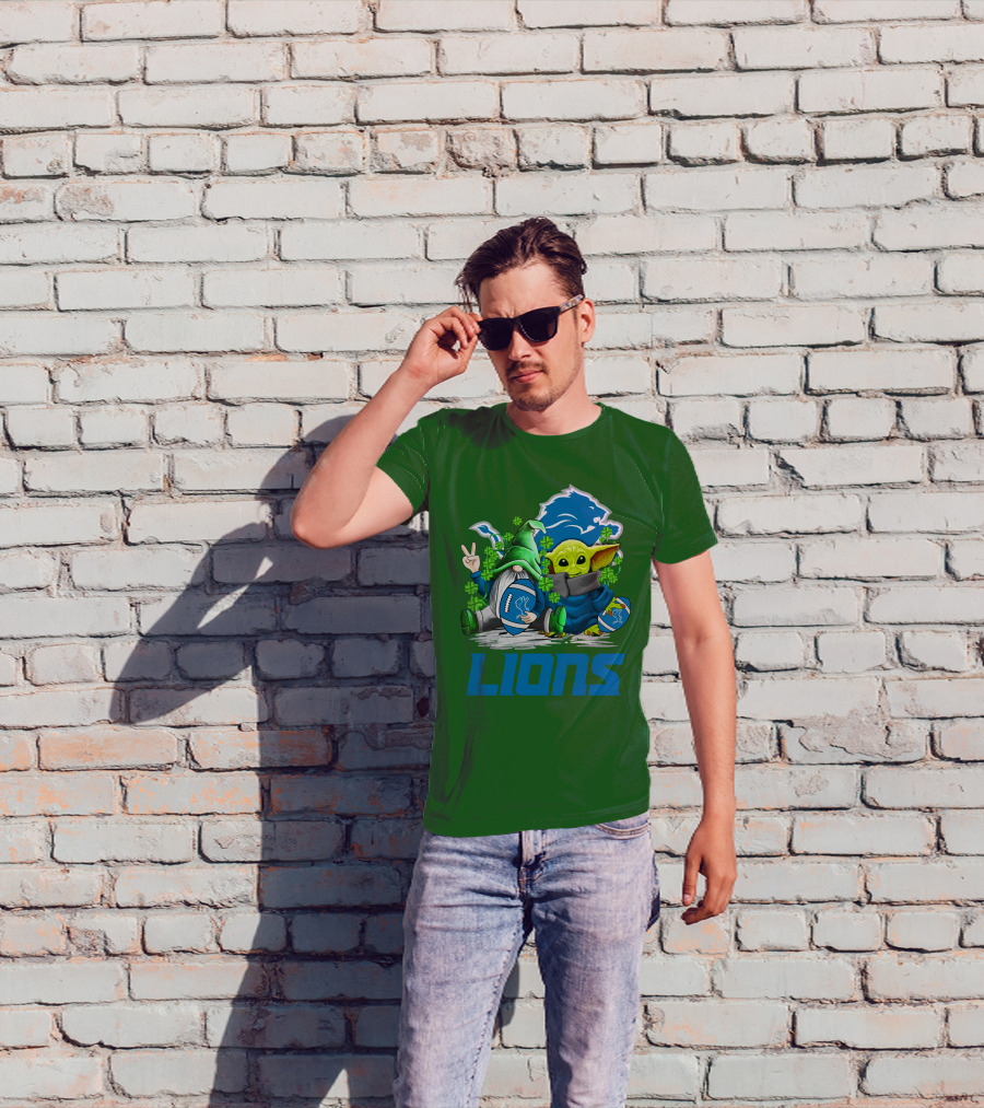 Detroit Lions St. Patrick's Day Gnome And Yoda Football T-Shirt