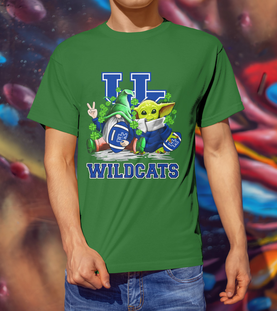 Kentucky Wildcats Football St. Patrick’s Day Shamrock Gnome And Green Alien T-Shirt