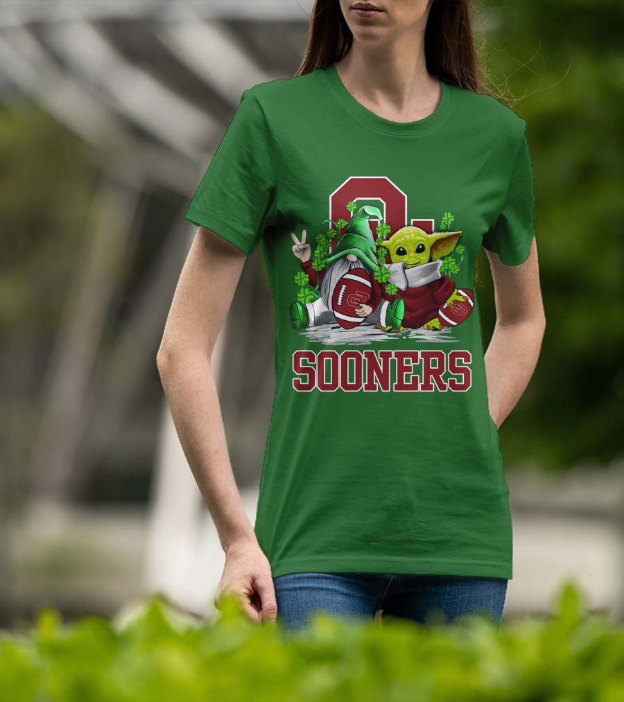 Oklahoma Sooners St. Patrick's Day Football Gnome And Alien T-Shirt