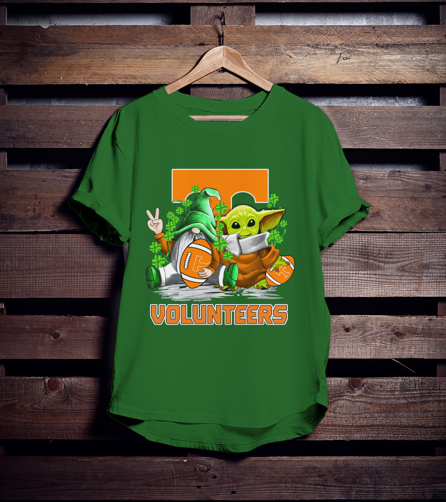Tennessee Volunteers Football St. Patrick’s Day Gnome And Baby Alien T-Shirt