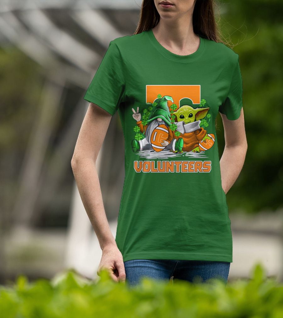 Tennessee Volunteers Football St. Patrick’s Day Gnome And Baby Alien T-Shirt