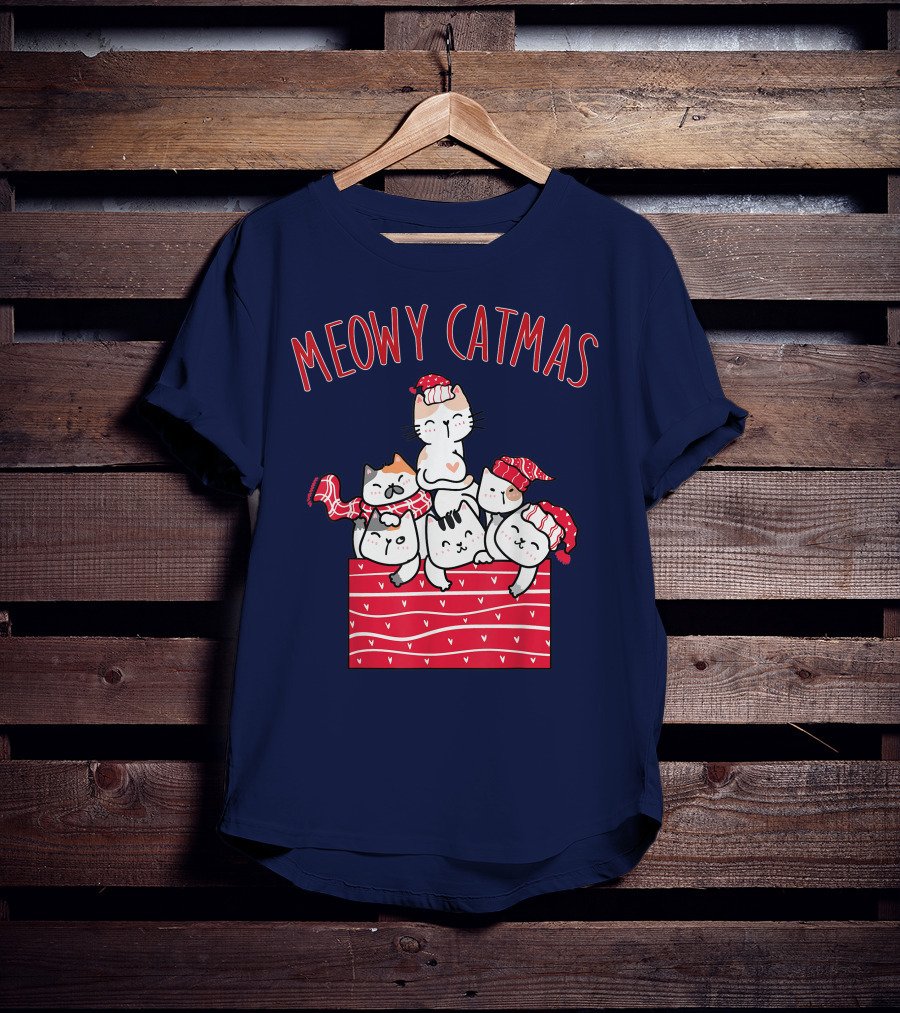 Meowy Catmas Cute Kawaii Anime Christmas Cats T-Shirt