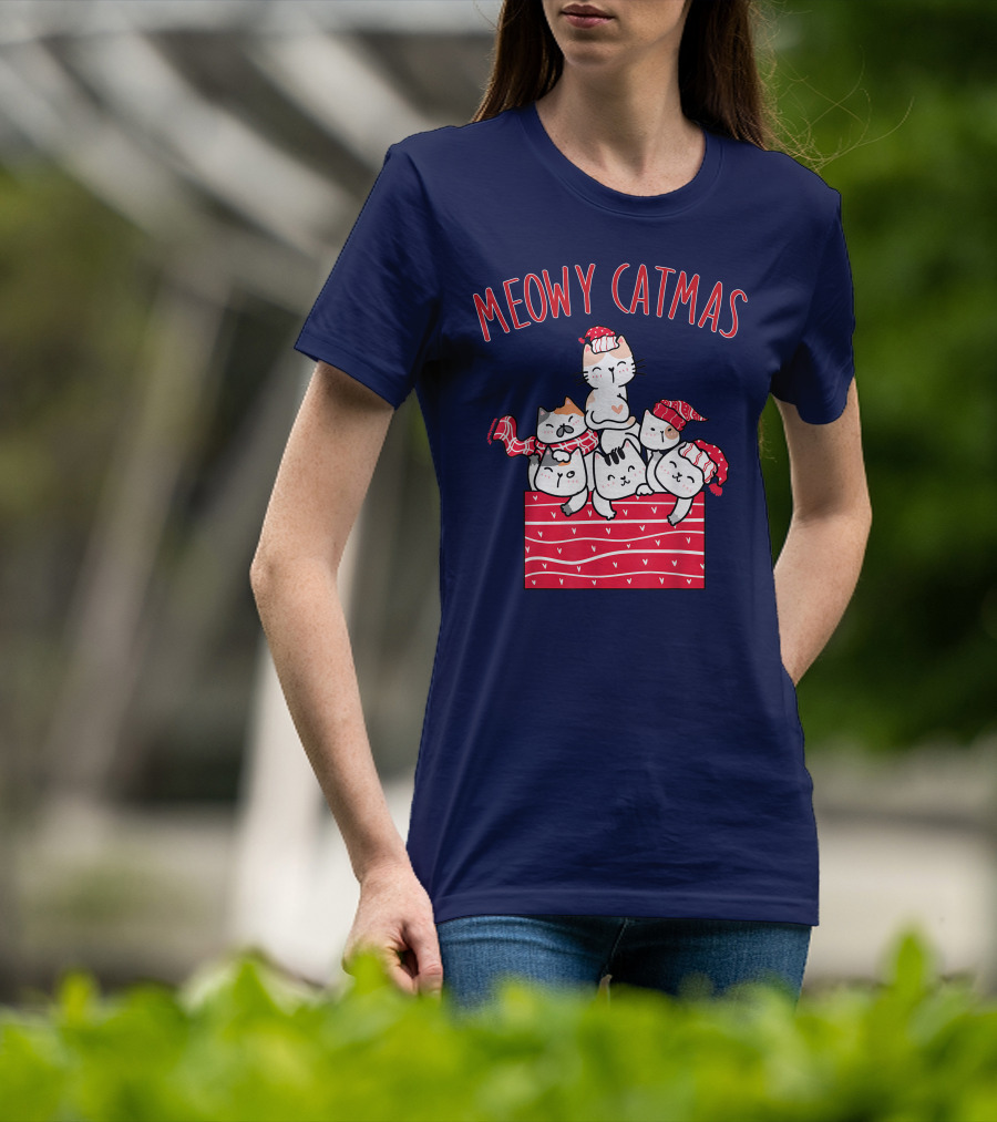 Meowy Catmas Cute Kawaii Anime Christmas Cats T-Shirt