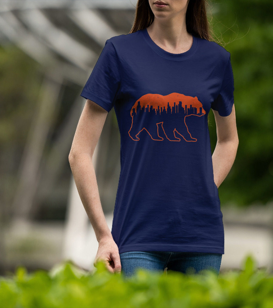 Vintage Downtown Chicago City Skyline Bear Silhouette Novelty T-Shirt