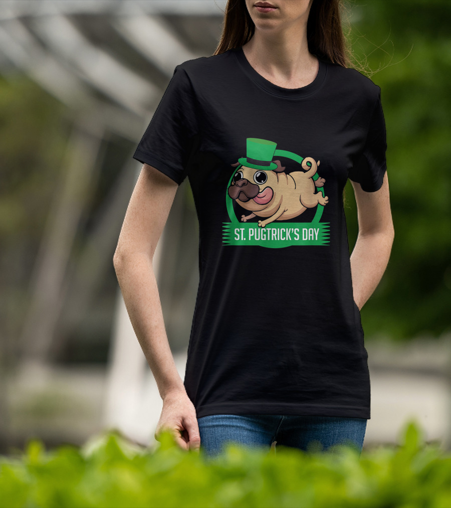 St. Pugtrick's Day Funny Dog With Green Hat T-Shirt