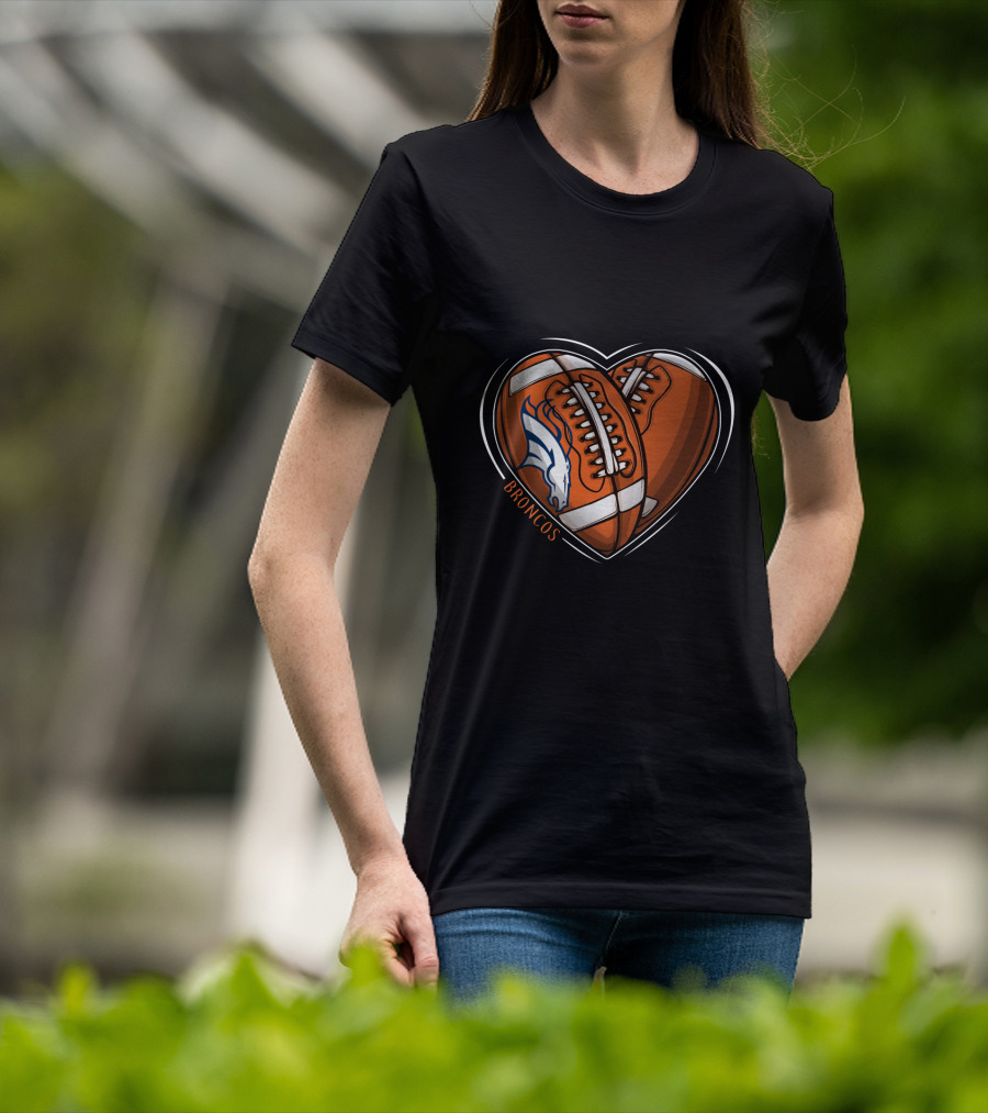 BBroncos Heart Design DH 90 NFL Denver Broncos T-Shirt