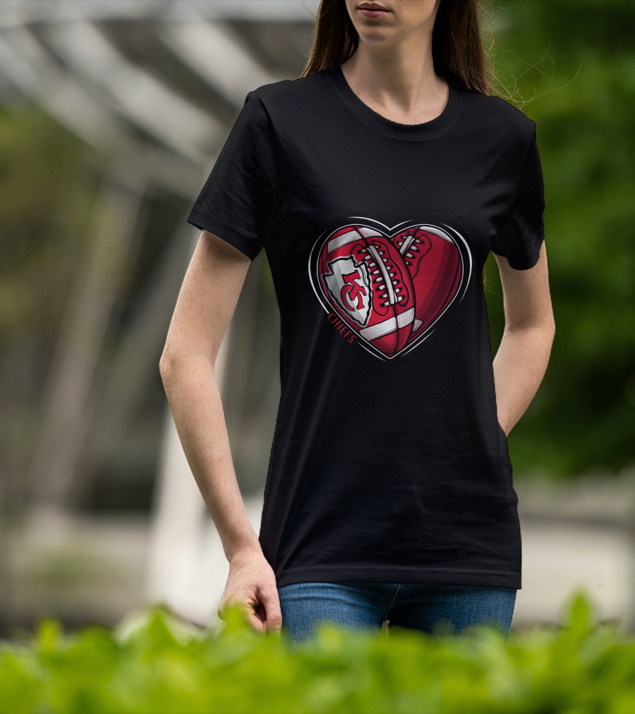 DH 90 NFL Heart-Shaped Kansas City Chiefs Football Chiefs T-Shirt