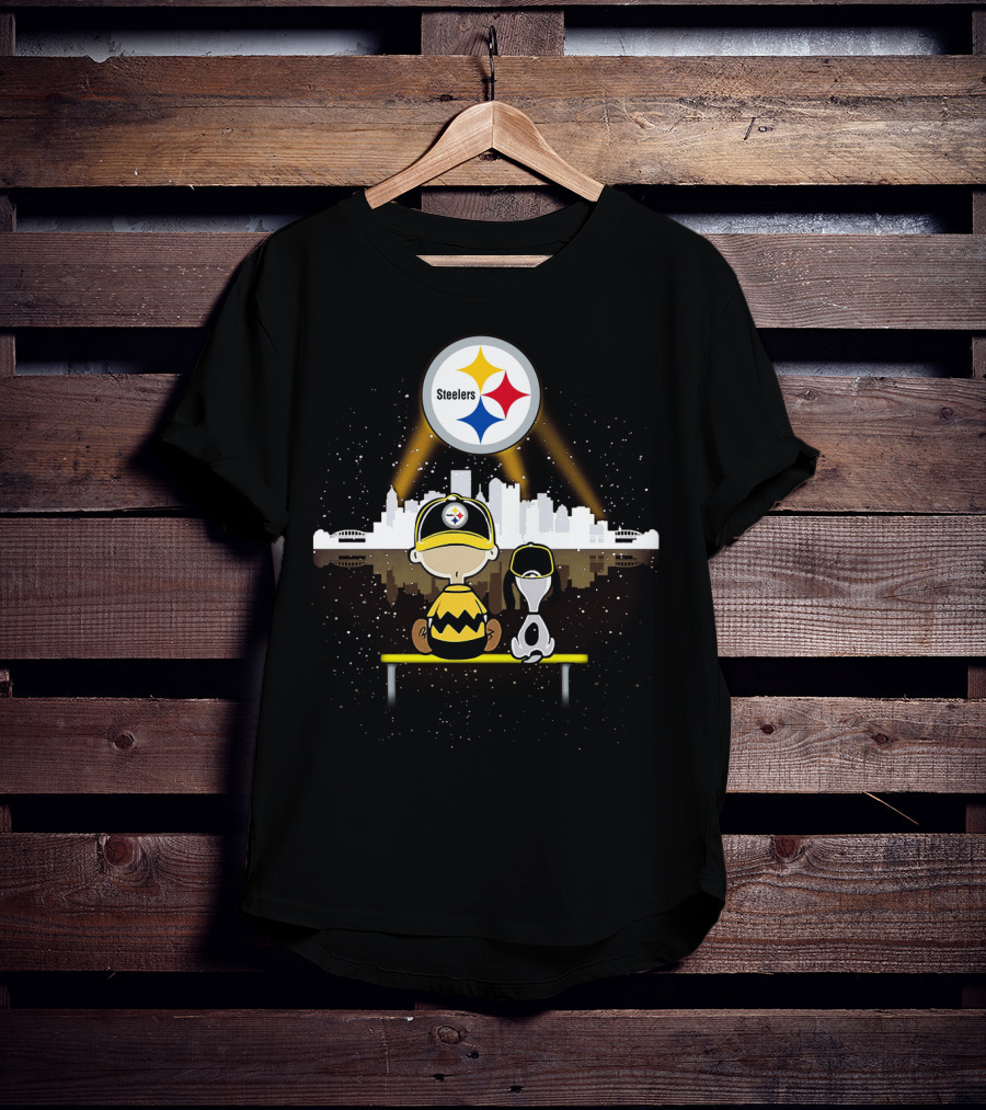 Charlie Brown Snoopy Steelers Skyline Reflection T-Shirt