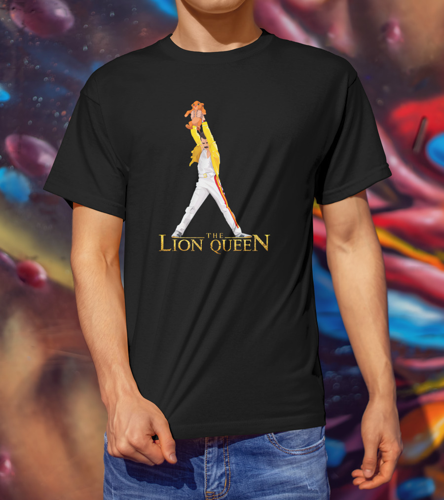 Freddie Mercury Lifting Simba In The Lion Queen T-Shirt