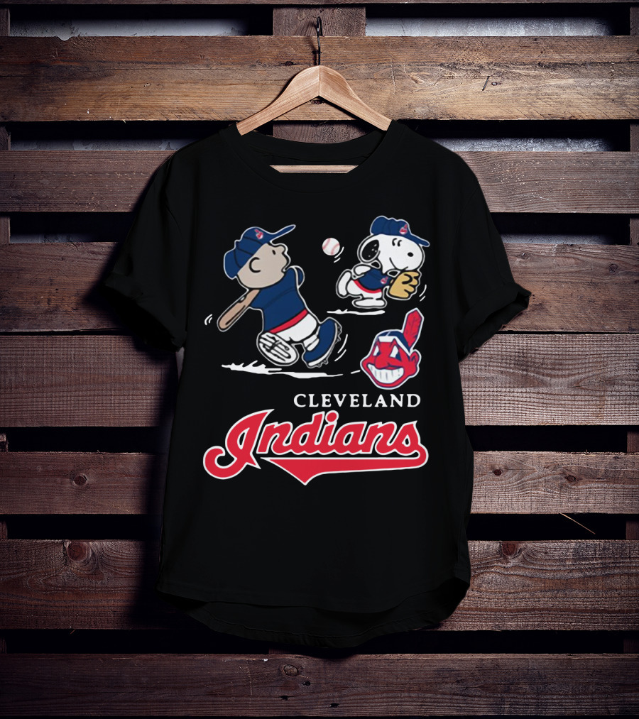 Charlie Brown Snoopy Cleveland Indians Baseball Peanuts T-Shirt