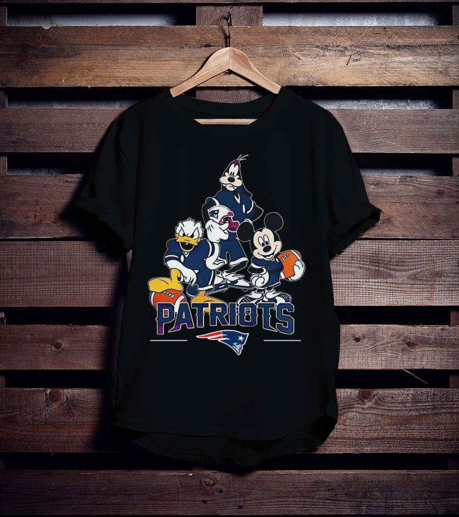 Mickey Mouse Donald Duck Goofy Patriots New England Football Patriots T-Shirt