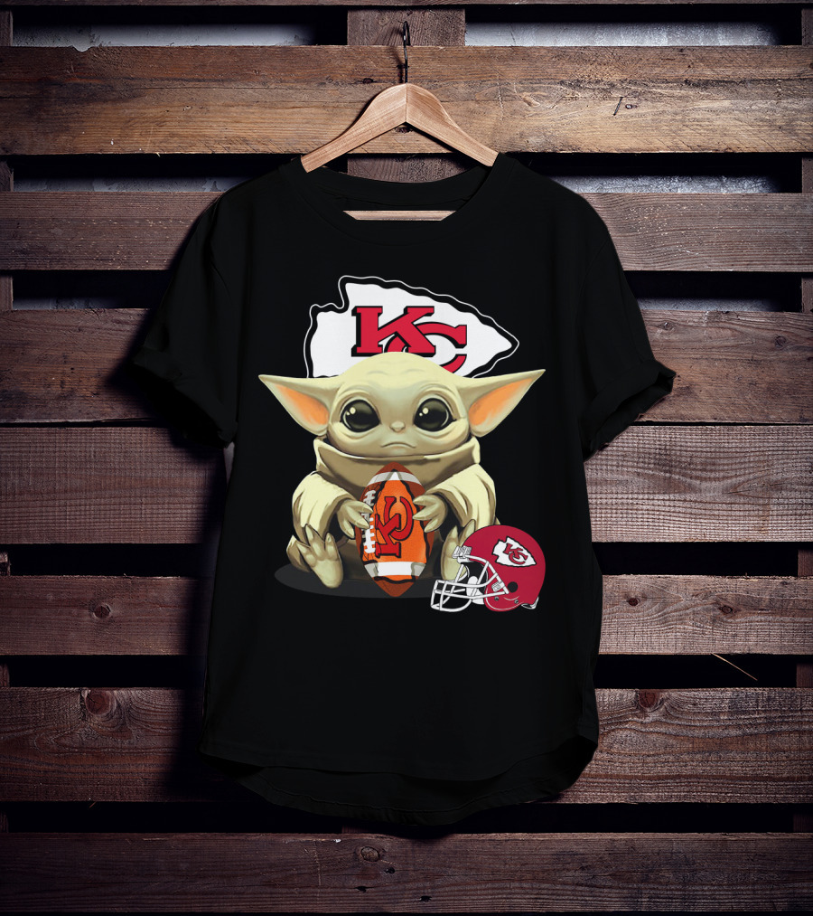 Baby Yoda Kansas City Chiefs Football Helmet T-Shirt