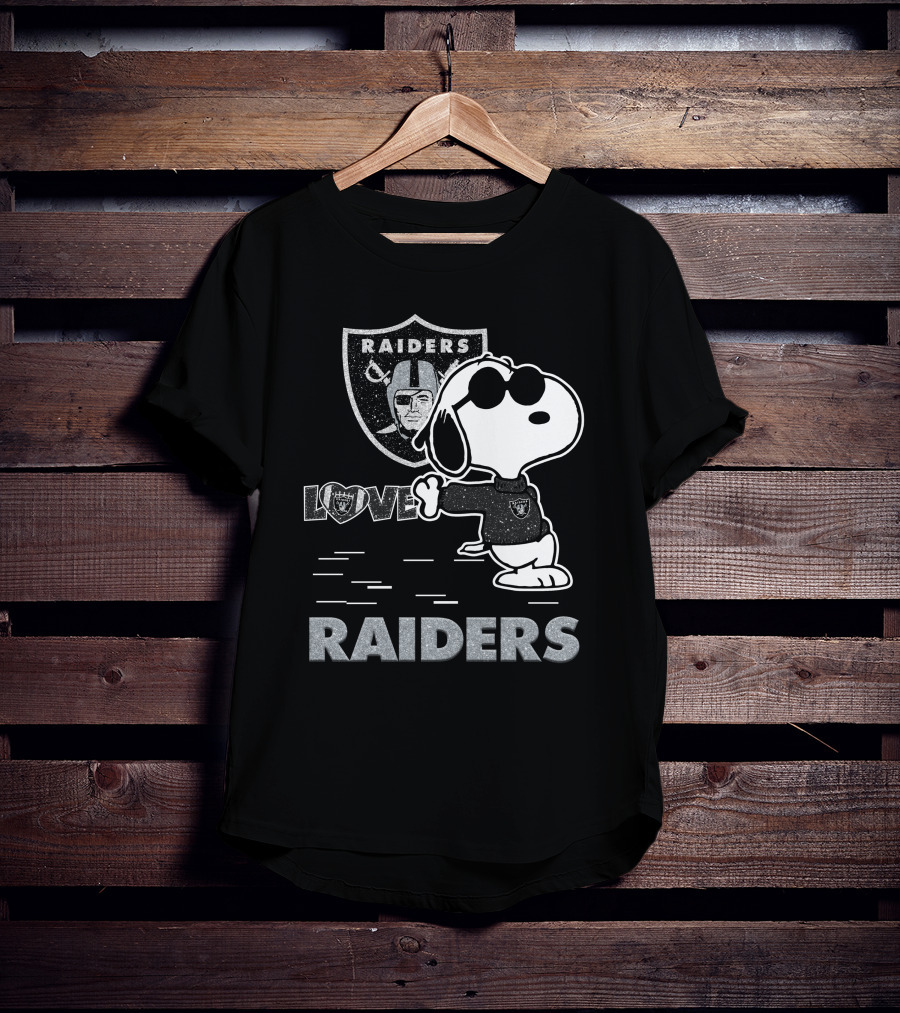 Snoopy Love Raiders Las Vegas Raiders NFL Football T-Shirt
