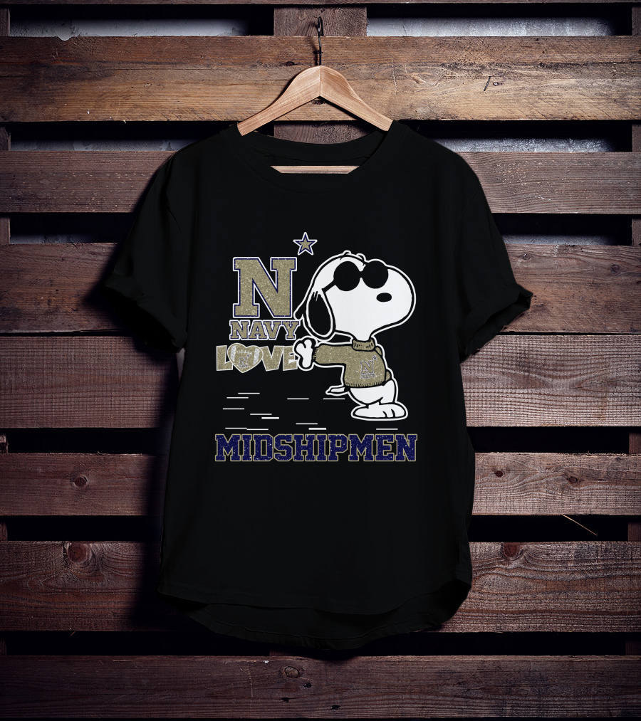 Navy Love Midshipmen Snoopy Walking With Star T-Shirt