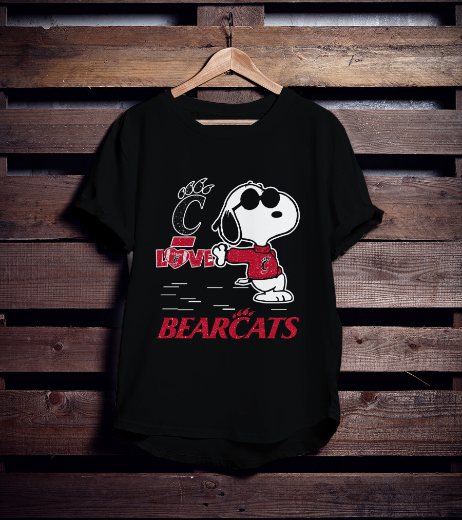 Snoopy Cincinnati Bearcats Love With Stylized C T-Shirt