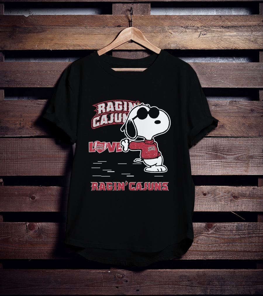 Snoopy Love Ragin' Cajuns Louisiana Lafayette T-Shirt