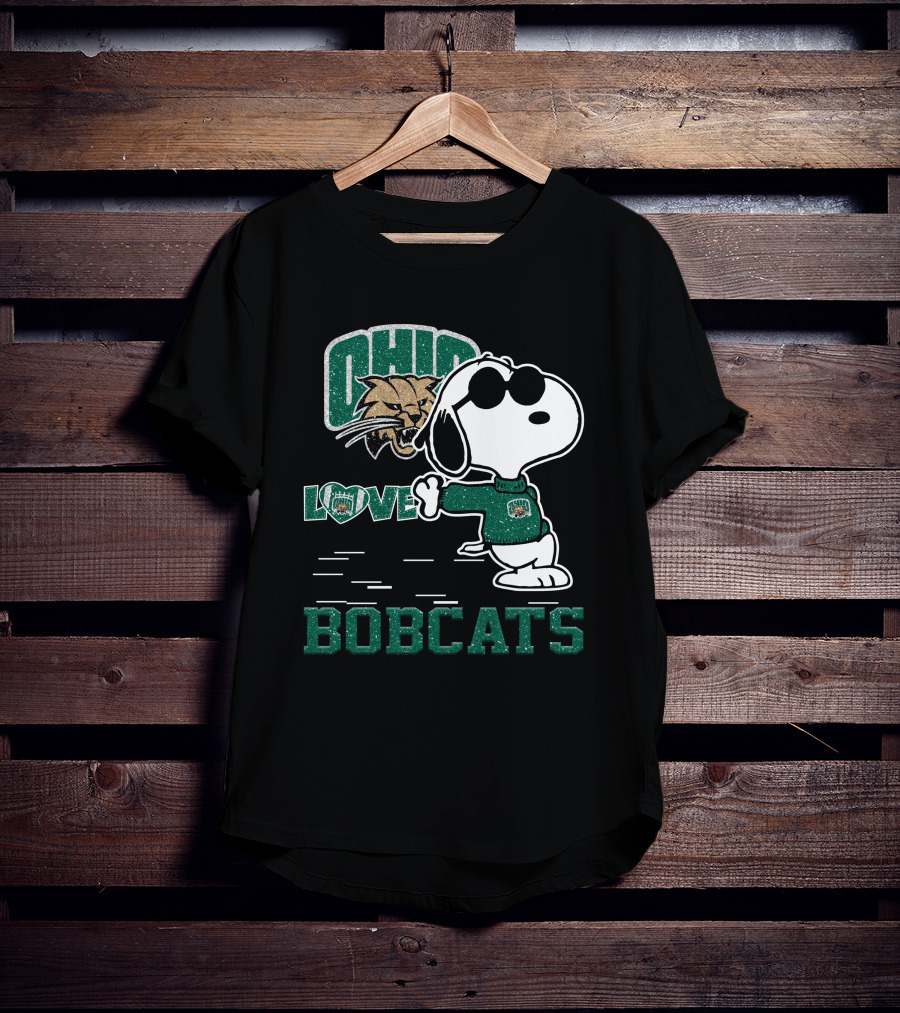 Snoopy Ohio Bobcats Love With Bobcat T-Shirt