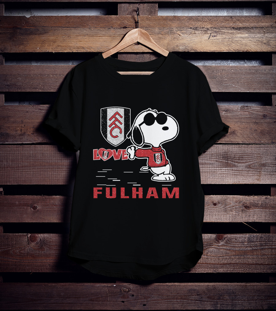 Snoopy Love Fulham Fc Fans Peanuts Football Club Spirit T-Shirt