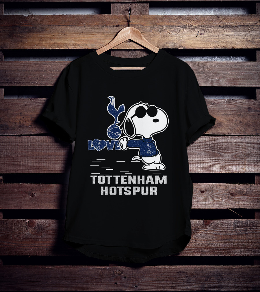 Snoopy Love Tottenham Hotspur Football Soccer Fan Style T-Shirt